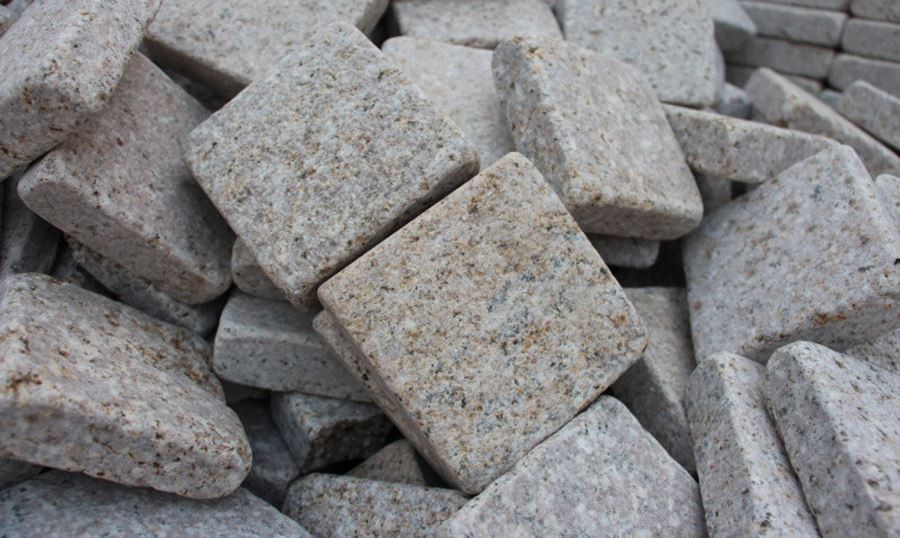 Sunset Gold Granite Cube Stone Tumbled Face